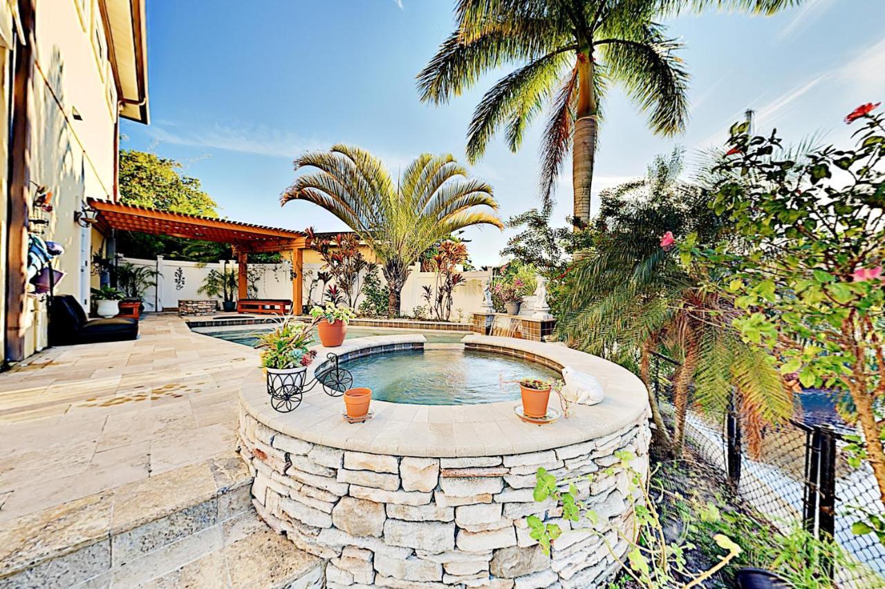 Imperial Sand Castle Tampa Exterior foto
